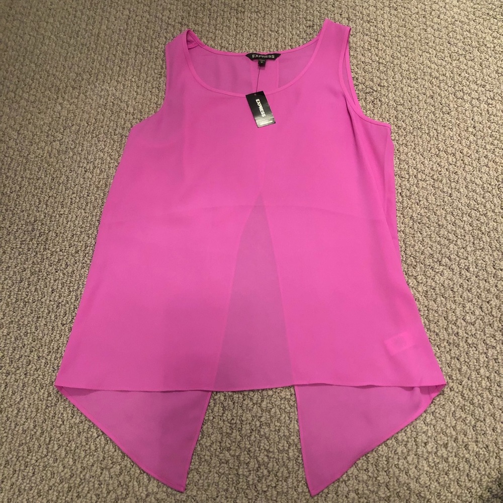 cute Express top!